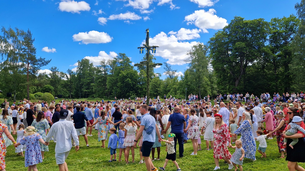 Midsommarfirande 2024  Bildrättigheter/fotograf: Rebecca Sjödin